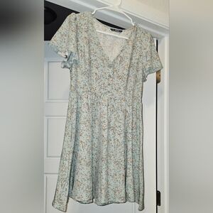 🌿 NEW - 🌸 Floral Button Down Babydoll Dress 💃 Size Small